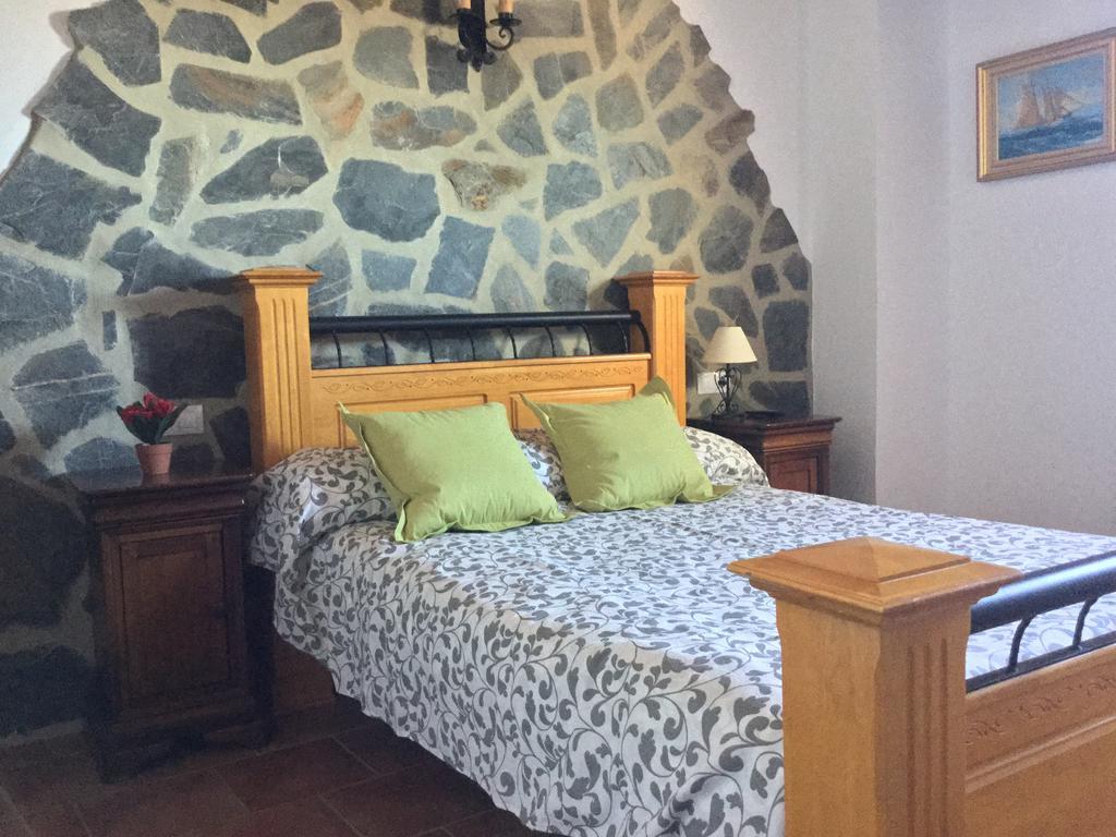 Los Cazadores Bed & Breakfast เอลกัสตอร์ ภายนอก รูปภาพ