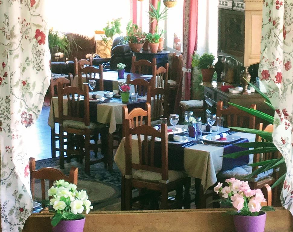 Los Cazadores Bed & Breakfast เอลกัสตอร์ ภายนอก รูปภาพ