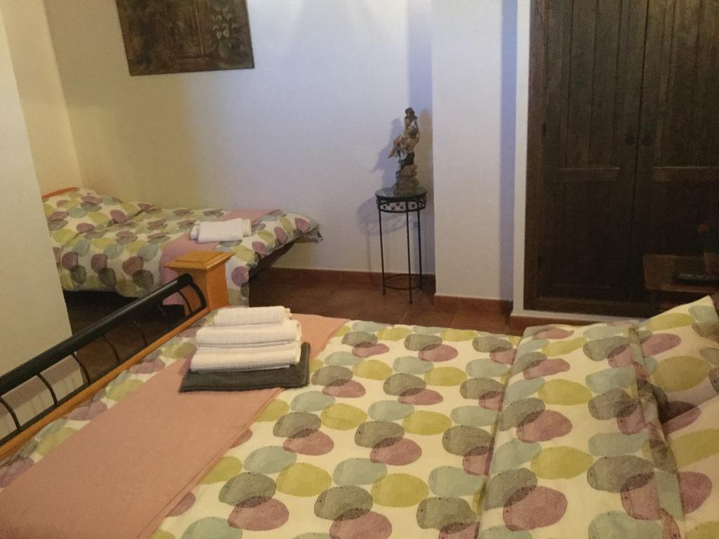 Los Cazadores Bed & Breakfast เอลกัสตอร์ ภายนอก รูปภาพ